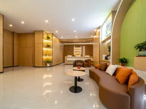 IU Hotel Baoji Fengxiang Yongcheng Avenue East Lake - Image 5