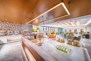Madison Hotel Tianmen Wanda Plaza - Image 4