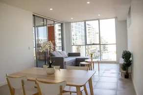 Mascot 610 Brand New 2 BR unit + Free Park - Image 4