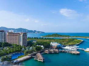 Marina Spa Hotel Sanya - Image 5