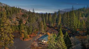 Yosemite Lakes Bunkhouses - Image 5