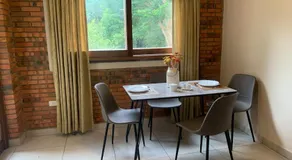 Elegante apartamento nuevo de 75 m2 con balcón y parking privado - Image 4