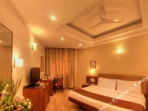 Hotel Deepa Comforts - Image 2