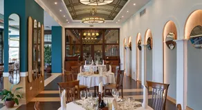 Yantra Grand Hotel - Image 3