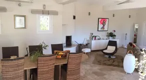 Propriété : 300 M² + (25 M² d'annexe / Pool House) sur 5 ha boisé à 10' d'Aix en Provence - Image 4