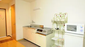 BK Hotel & Weekly - Image 2