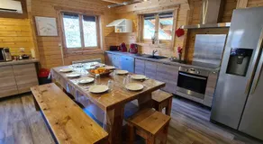 Chalet Enchanteur à Venosc avec Vue Panoramique et Jacuzzi - Image 3
