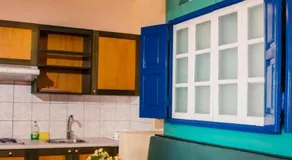 Limanaki Seafront Apartments - Image 3