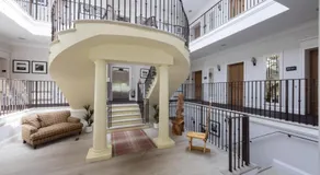 Mansion House Apartments at The Carrick - Image 5
