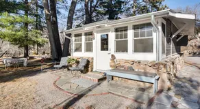 Nature Lovers Paradise Elk River Cabin - Image 4