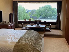 Yueman Xilou Theme Inn - Image 3