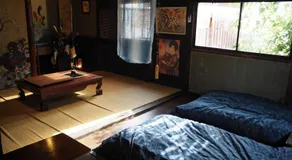 民泊カフェ Gootarian - Image 2