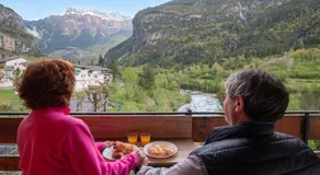 Apartamento con vistas al Parque Nacional de Ordesa y Monteperdido - Image 5
