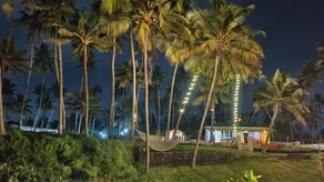 Beach Twin Bedroom Cottage – 10m Private Beach 🏖️ - Image 2