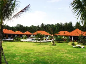 Sailom Resort Bangsaphan - Image 2