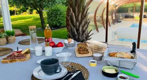 Un petit bout de Louisiane chambre d'hôtes avec Piscine et Petit Déjeuner - Image 3
