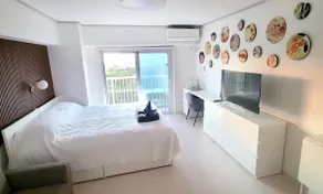 Ocean View! King-size Bed! 2min to the Beach! - Image 2