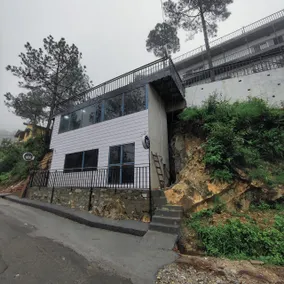Hotel Pearl Residency - Image 4