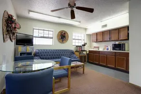 Country Side Inn - Image 2