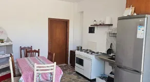 Stone House Hostel Elbasan - Image 3