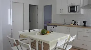 Apartamentos Angelita Plaza Beach - Image 5