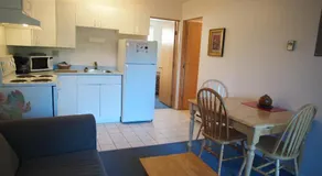 Whale's Tail Guest Suites - Image 4