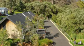 Margaret River Bungalow-1-street - pet friendly - Image 5
