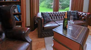 Isla Bank House - Image 3