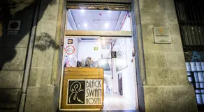 Black Swan Hostel Barcelona - Image 5