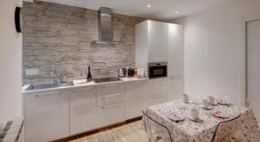 la Maison de Trieste Suite garage in centro 5 persone vicino Piazza Unità - Image 3