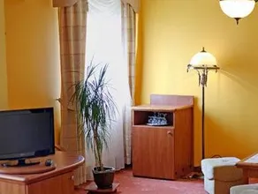 Biały Dom Henlex Hotel Restauracja - Image 2