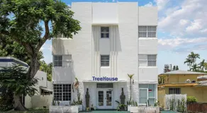 Treehouse Hotel - Image 5