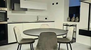 Molo Suite - Image 3