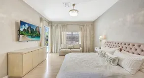Lux Family 3 BR With Pool Villa Walk To Beach and Mercato - Image 2