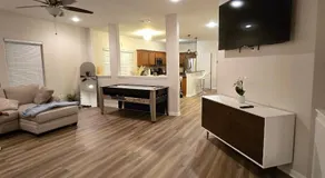 Modern Spacious Home Near the medical center, NRG, Downtown and UHD - Image 2