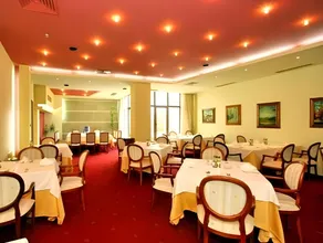 Tangra Hotel - Image 3