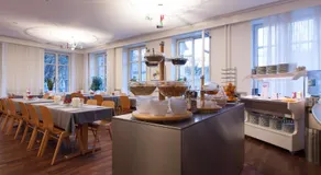 Hotel Alpha - Image 2