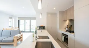 Aircabin｜Epping｜cheerful｜2 Beds Apt + free Parking - Image 3