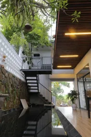 Hill Bungalow - Image 3