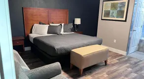 California Inn - Image 2