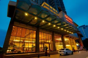 The Gurney Resort Hotel & Residences - Image 5