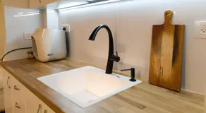 Primrose Boutique Apartment - Image 5