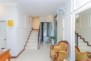 Urbanview Hotel Syariah Near Gelora Delta Sidoarjo - Image 3