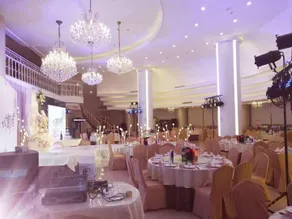 Qingdao Huaneng Hotel - Image 2