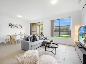 Lovely 4BR Austral Retreat Close to Station For 10 Guests - Image 2