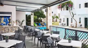 Eva Suites & Apartments - Image 4
