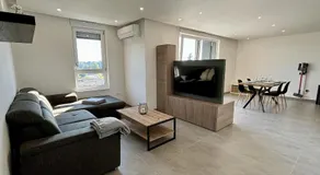 Cozy Apartment 4p Tram at doorstep - Image 3