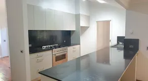 Comfortable Queen Room in Baulkham Hills - BH2 - Image 4