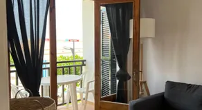 Lovely hideaway with pool and white sand beach - Image 2