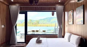 Sunrise Horizon Retreat - Image 2